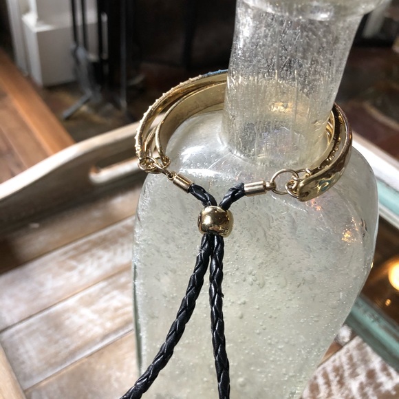Golden drawstring bracelet - Picture 6 of 8